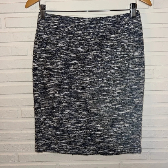 Ann Taylor Blue and Cream Knit Office Pencil Skirt, Women’s Size 4 - Picture 1 of 7